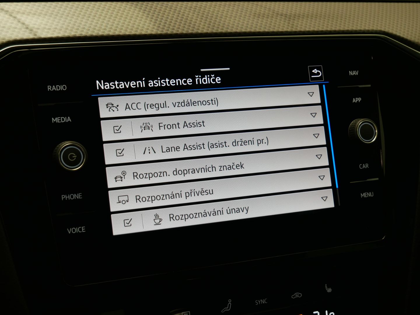 Volkswagen Passat ALLTRACK 2.0 TDI/147 kW/DSG/4M/TAŽNÉ/LED/EL.VÍKO/K
