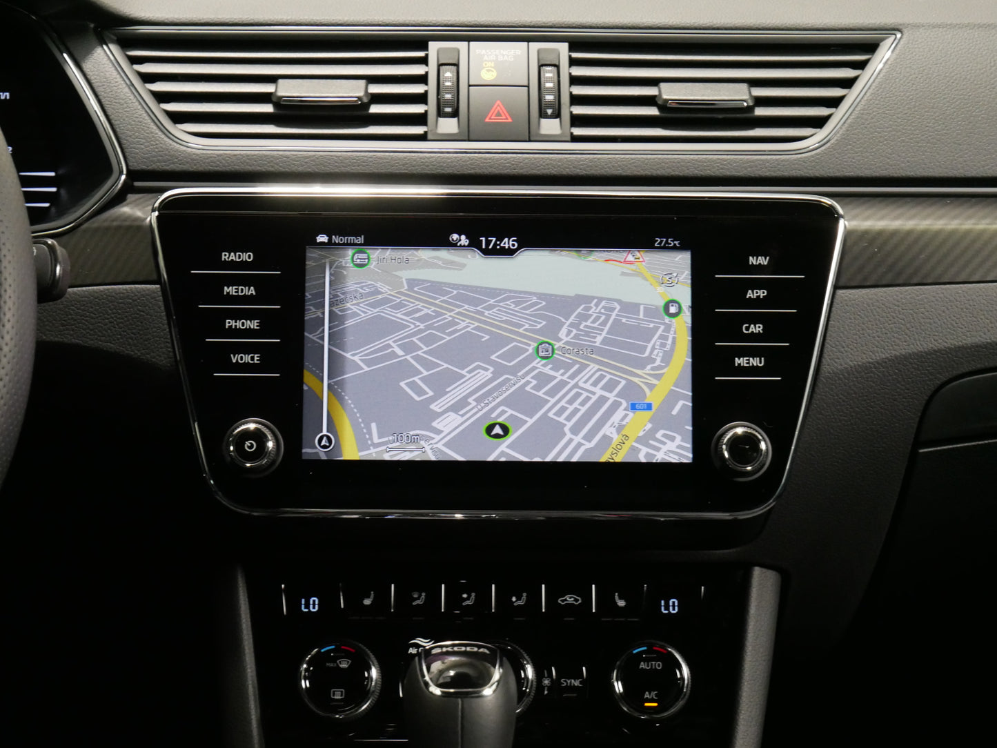 Škoda Superb 2.0 TDI/110kW/DSG/SPORTLINE/TAŽNÉ/MATRIX