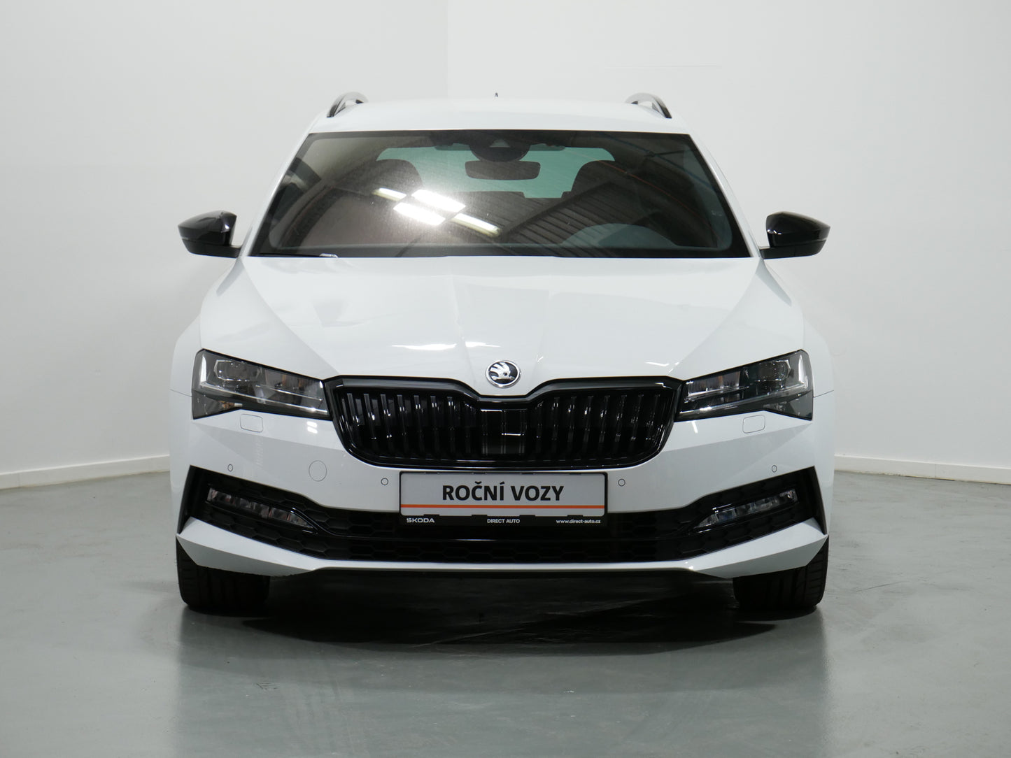 Škoda Superb 2.0 TDI/110kW/DSG/SPORTLINE/TAŽNÉ/MATRIX