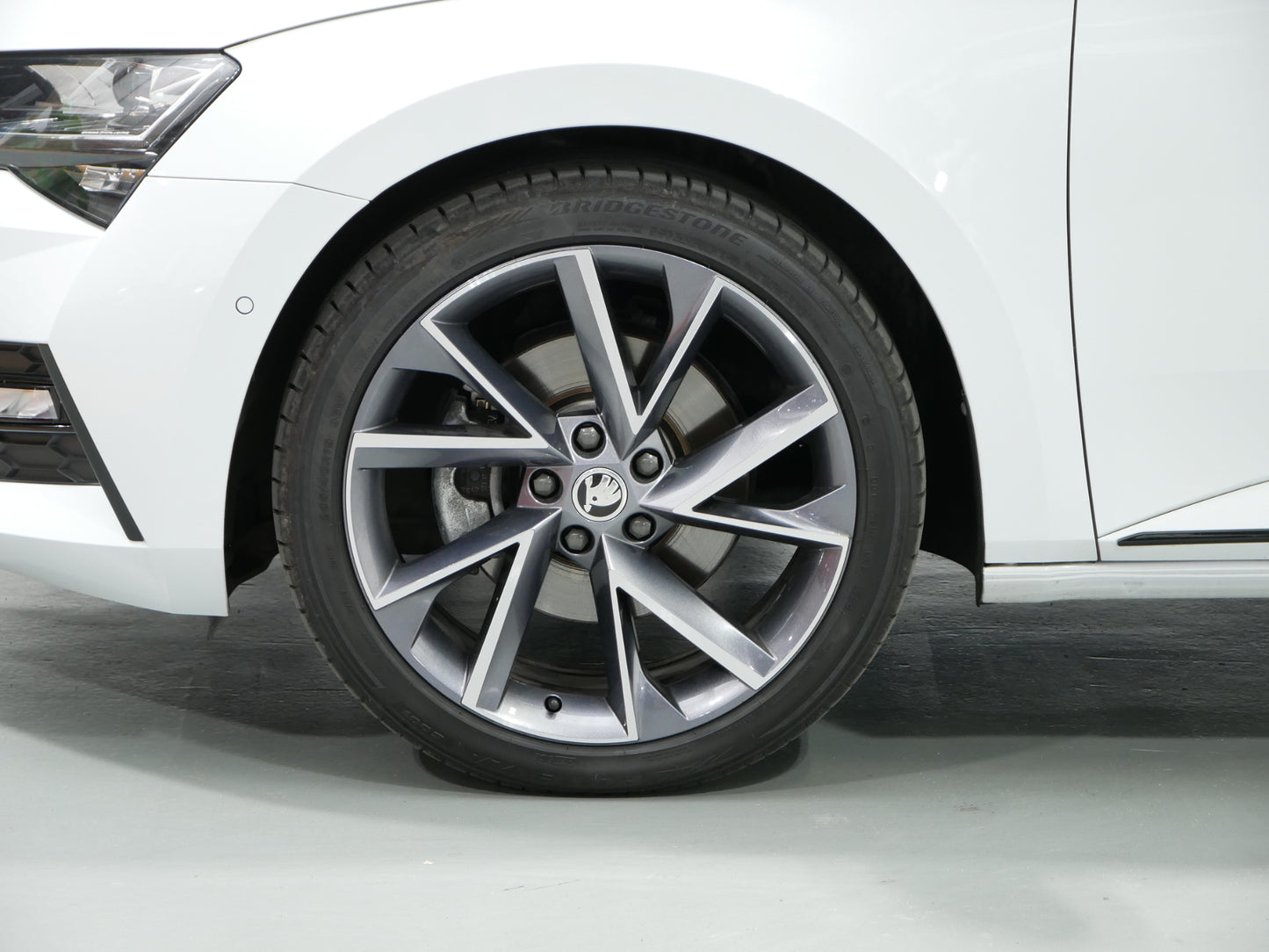 Škoda Superb 2.0 TDI/110kW/DSG/SPORTLINE/TAŽNÉ/MATRIX