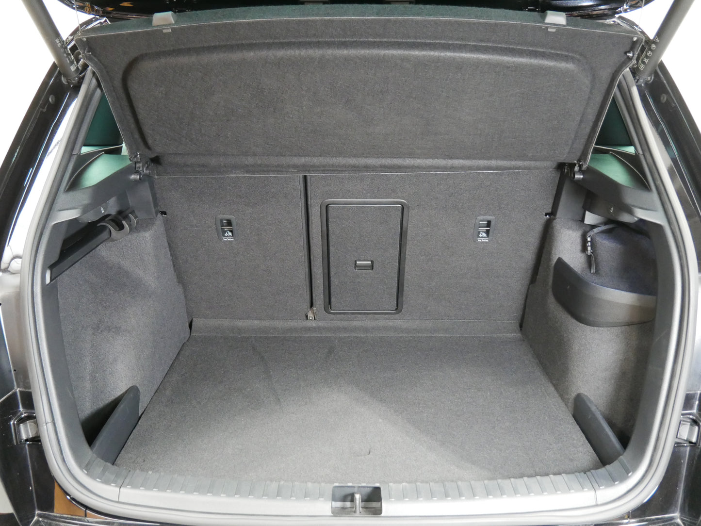 Škoda Karoq 2.0 TDI/110kW/DSG/SportLine +/EL.KUFR
