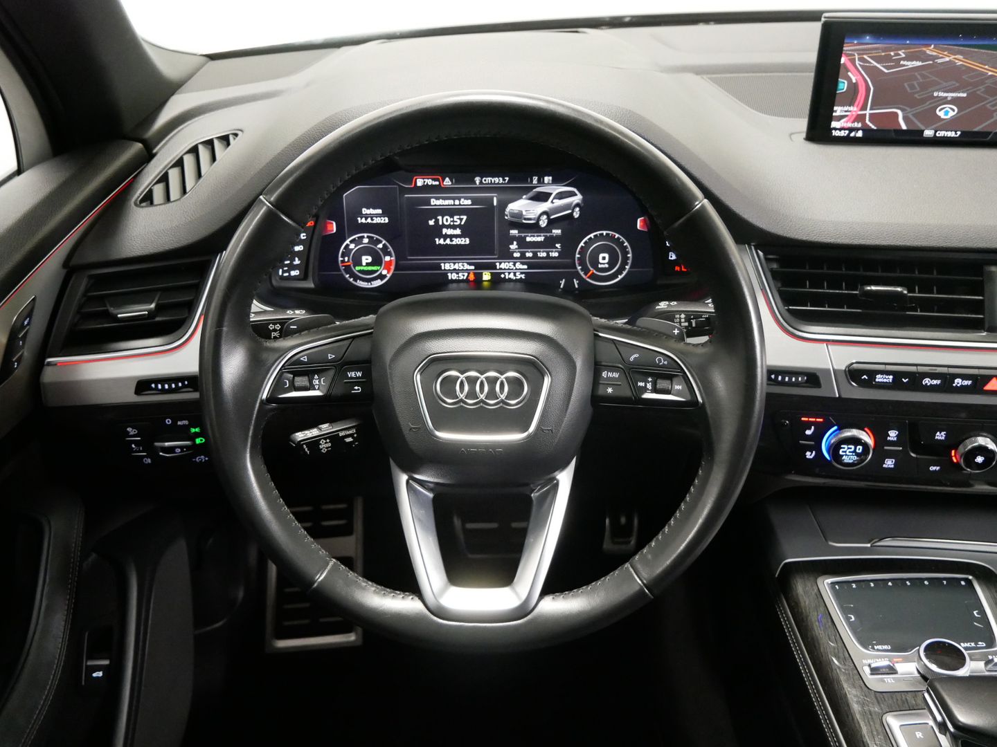 Audi SQ7 4.0 TDI/320 kW/PANO/LEDKY/DPH