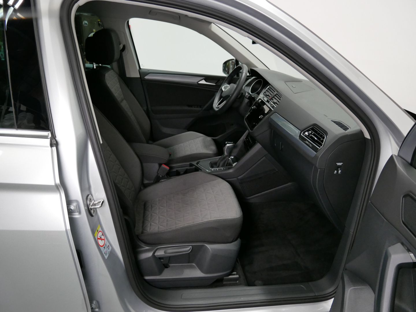 Volkswagen Tiguan 1.5 TSI/110kW/DSG/TAŽNÉ/EL.VÍKO/LED/NAVI/DPH