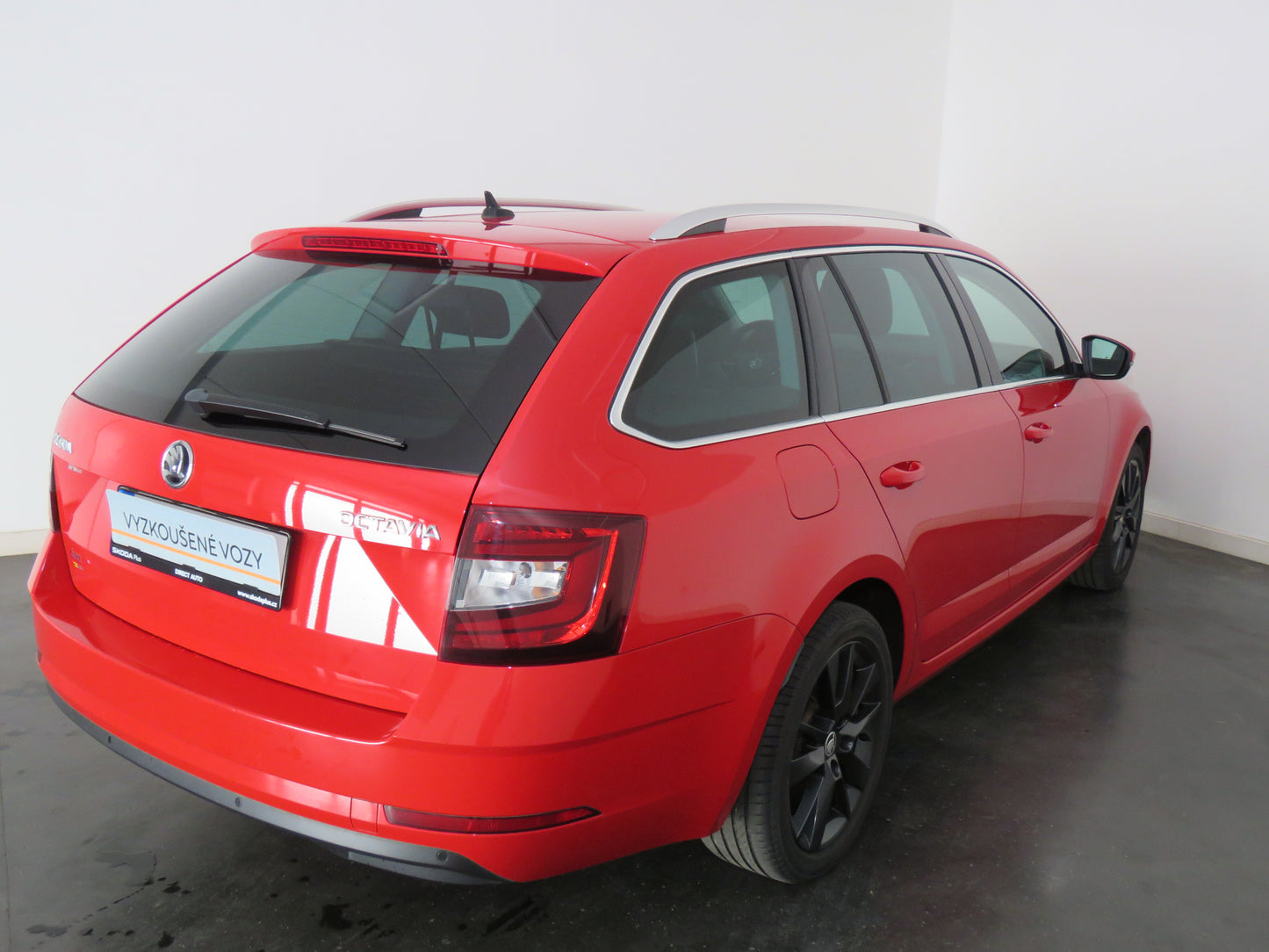 Škoda Octavia Combi 2.0 TSI 140kW DSG Style Plus Extra