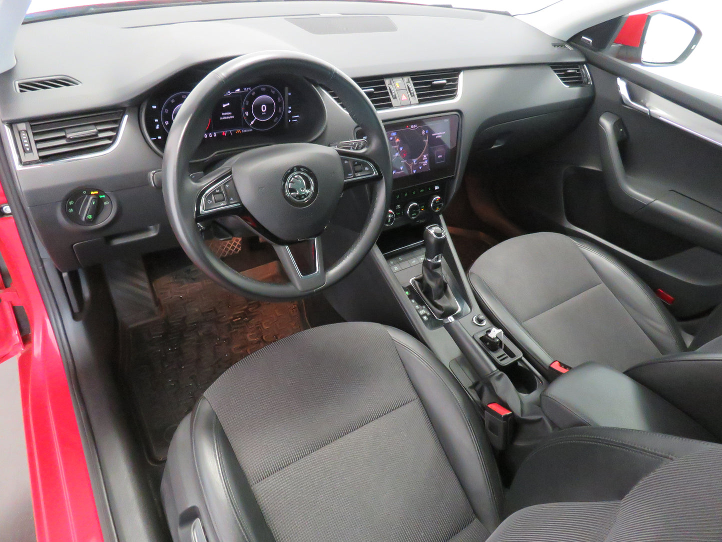 Škoda Octavia Combi 2.0 TSI 140kW DSG Style Plus Extra