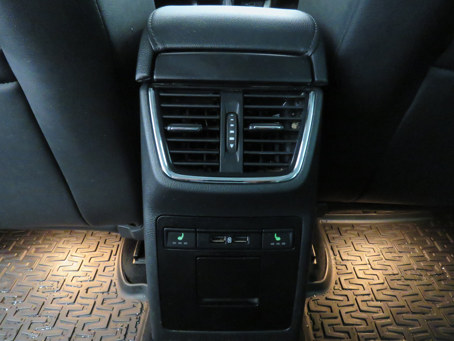 Škoda Octavia Combi 2.0 TSI 140kW DSG Style Plus Extra