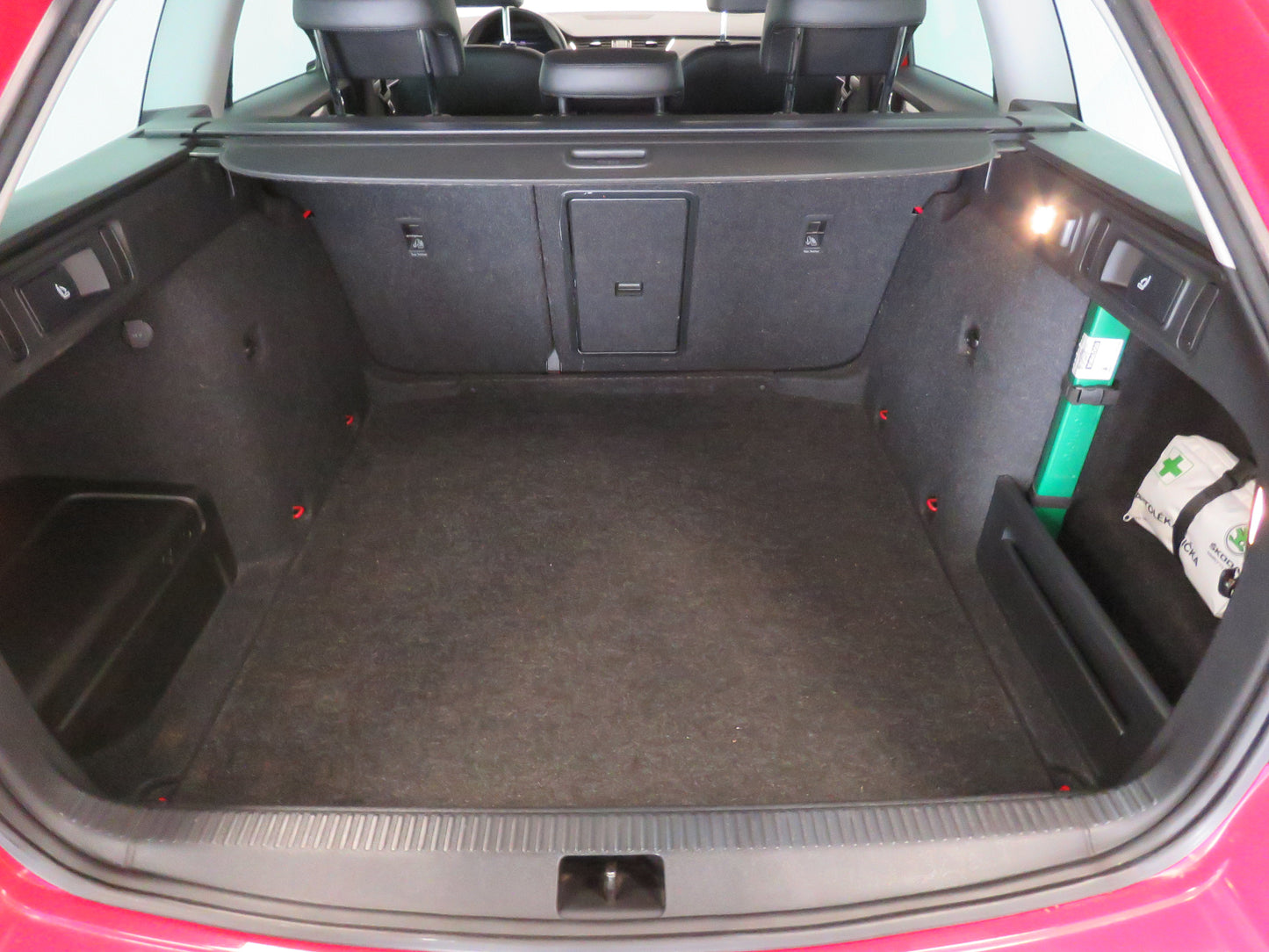 Škoda Octavia Combi 2.0 TSI 140kW DSG Style Plus Extra