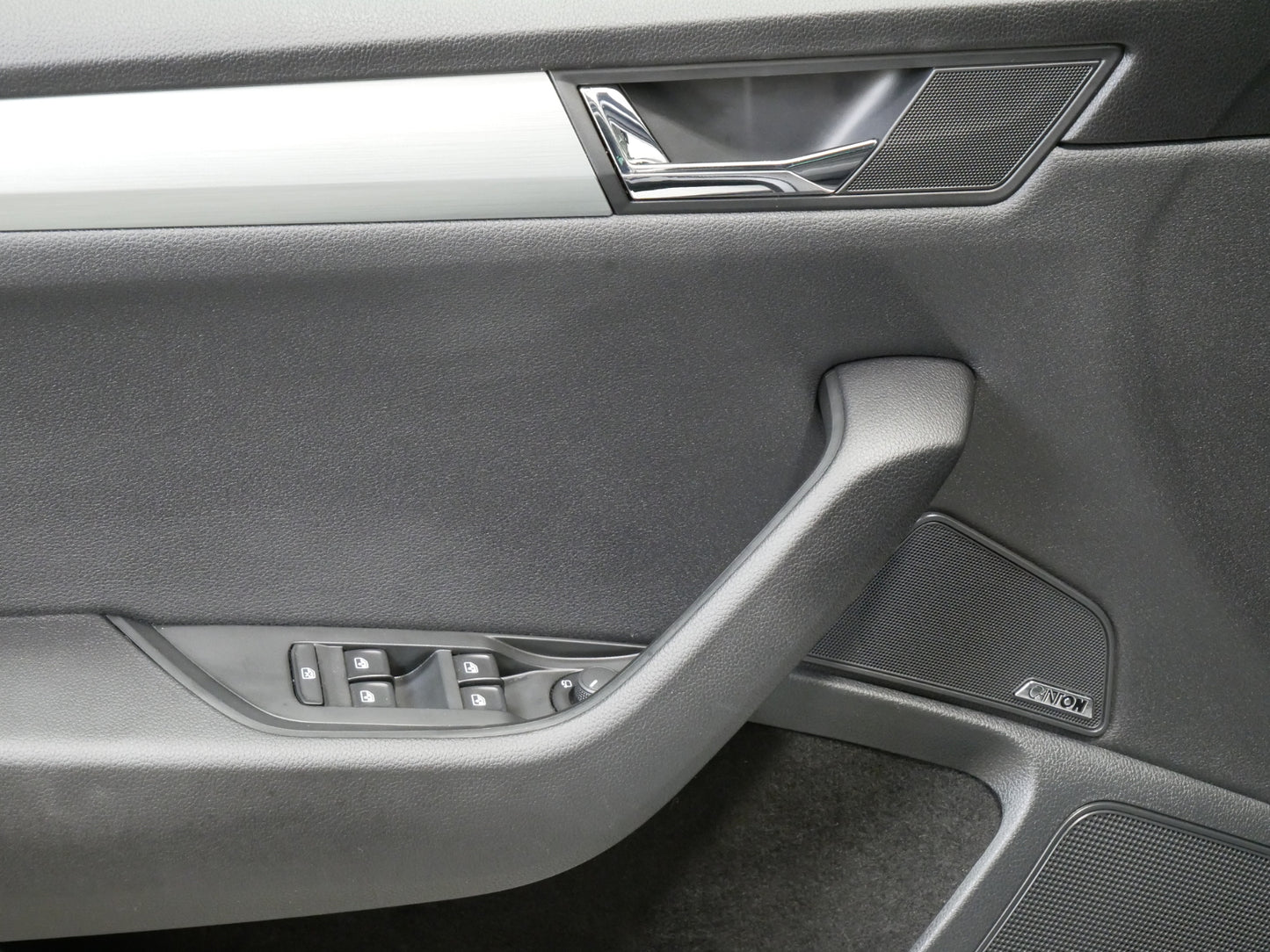 Škoda Superb 1.8 TSI/132kW/DSG/XENON/SERVIS/CZ/EL.SEDÁK
