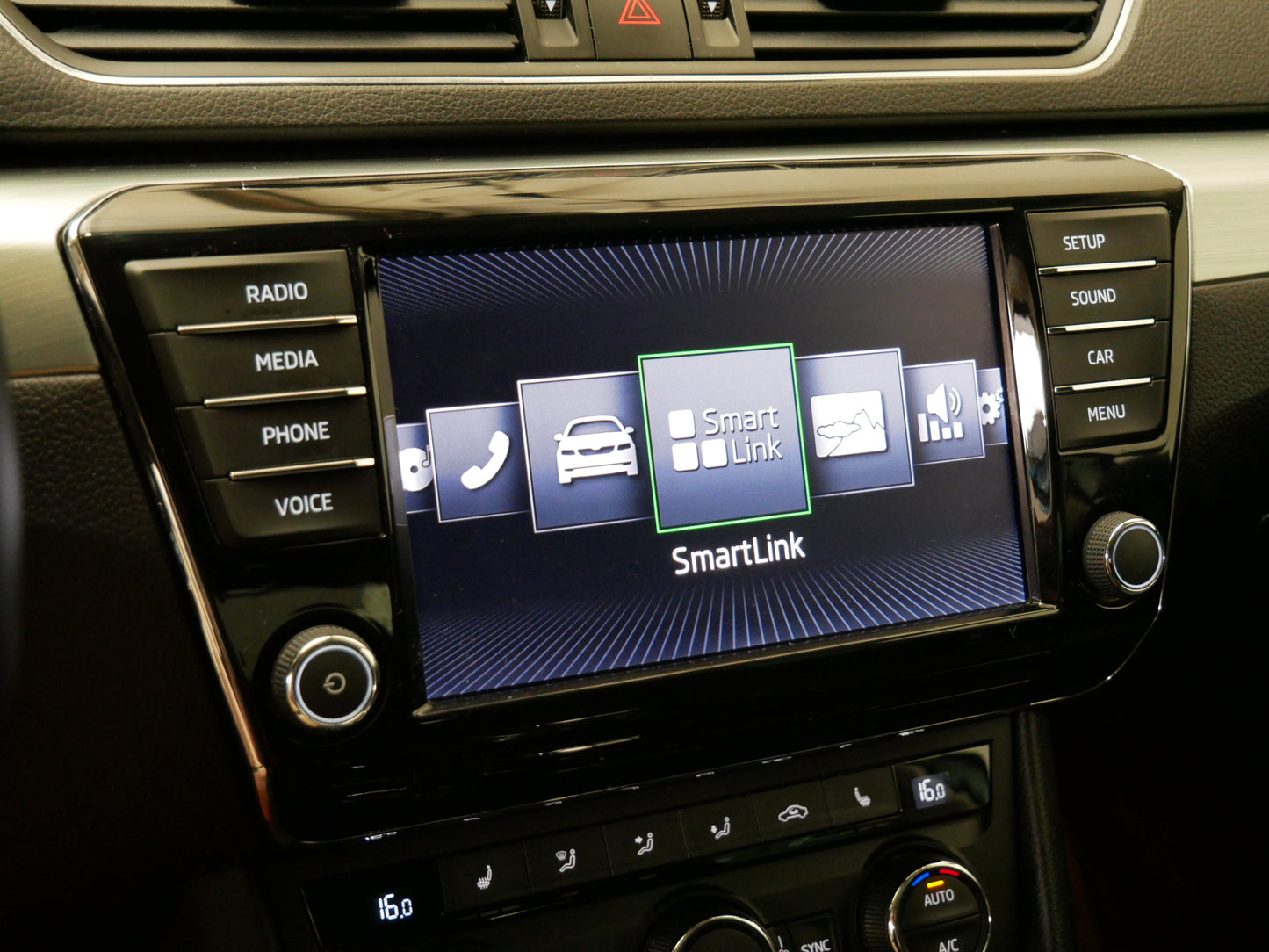 Škoda Superb 1.8 TSI/132kW/DSG/XENON/SERVIS/CZ/EL.SEDÁK