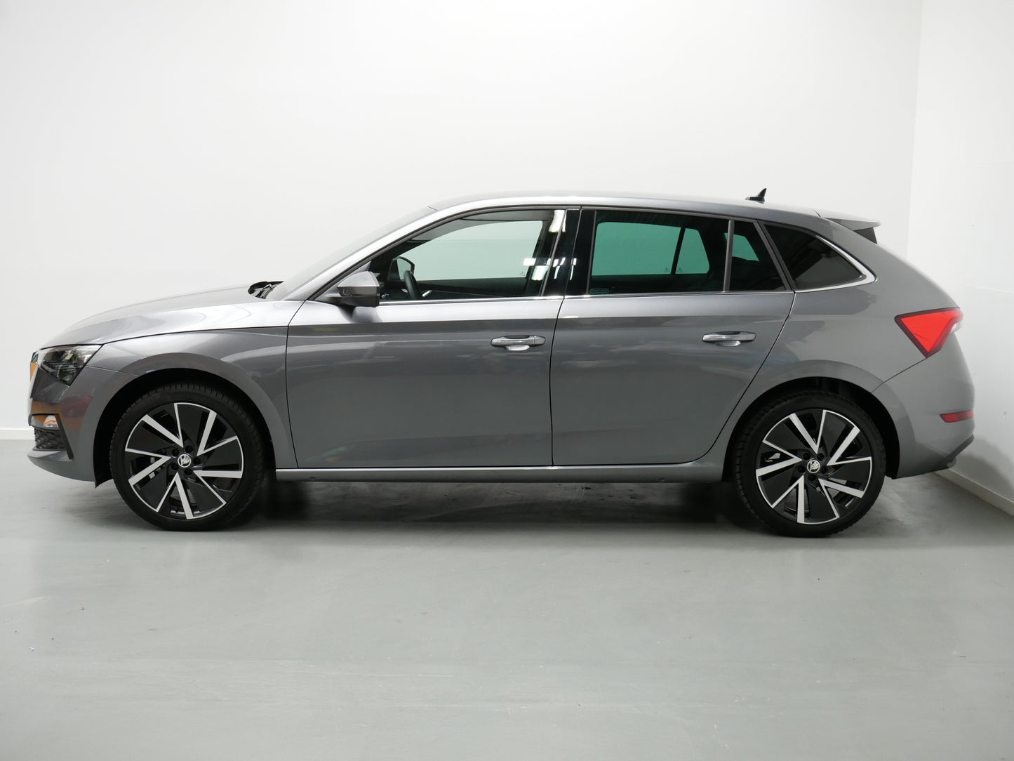 Škoda Scala 1.5 TSI/STYLE/TAŽNÉ/KAMERA/LED