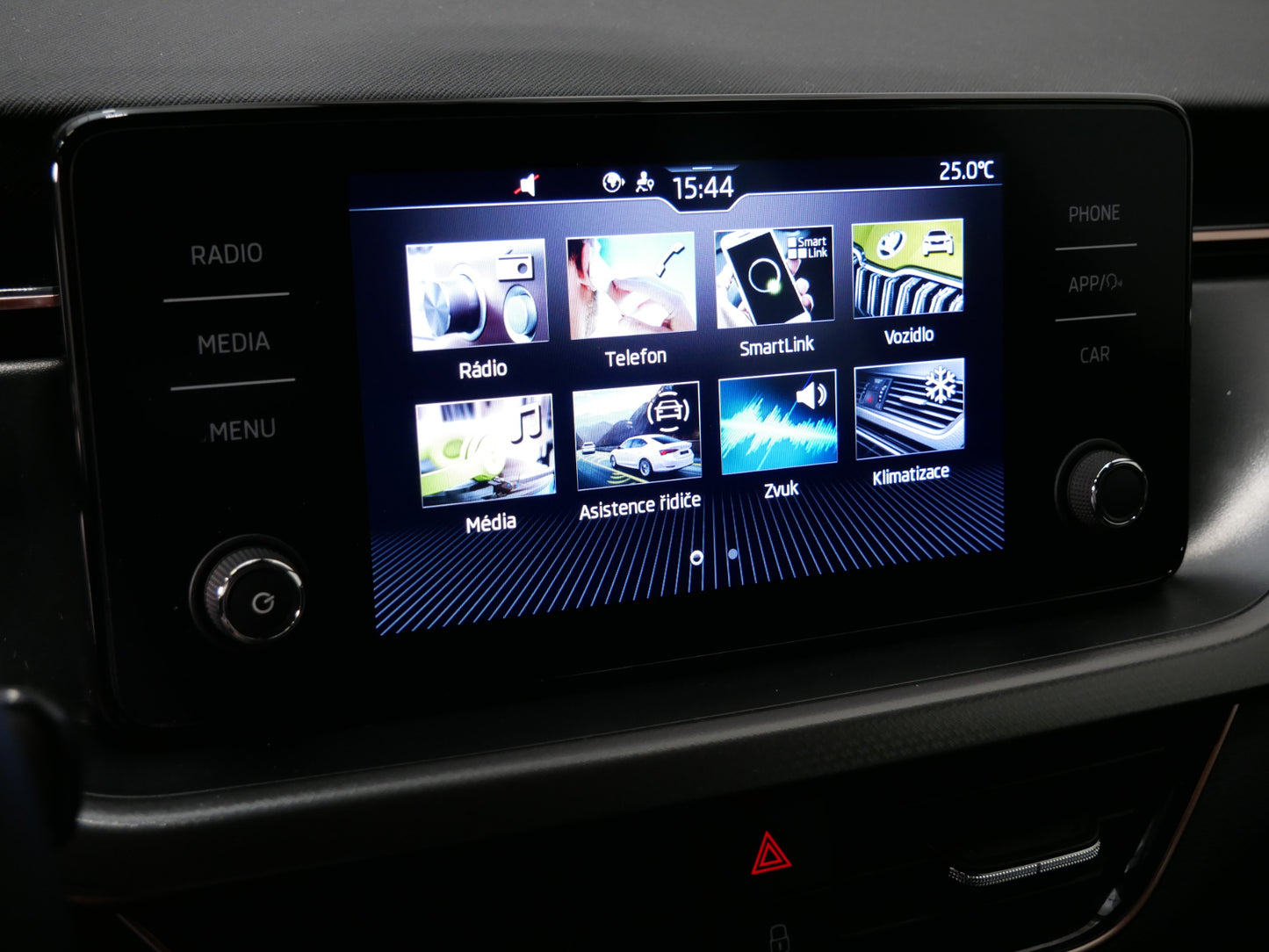 Škoda Scala 1.5 TSI/STYLE/TAŽNÉ/KAMERA/LED
