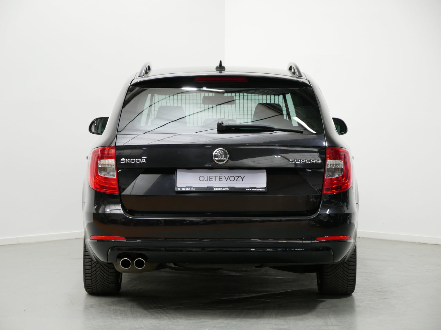 Škoda Superb 2.0 TDI/125 kW/DSG/XENONY/NAVIGACE/17"ALU