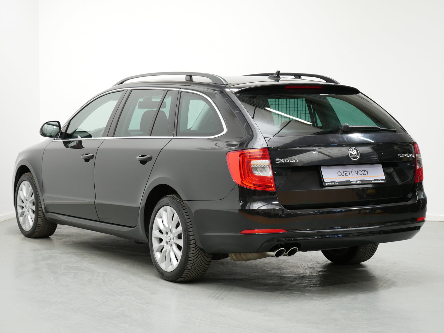 Škoda Superb 2.0 TDI/125 kW/DSG/XENONY/NAVIGACE/17"ALU