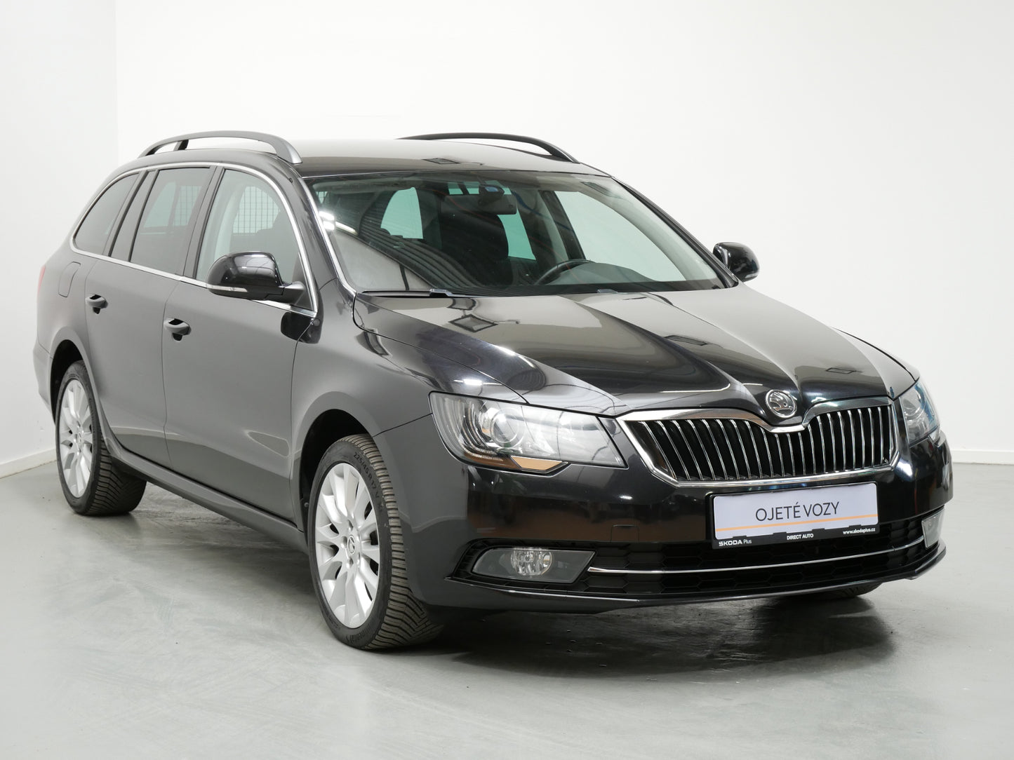 Škoda Superb 2.0 TDI/125 kW/DSG/XENONY/NAVIGACE/17"ALU