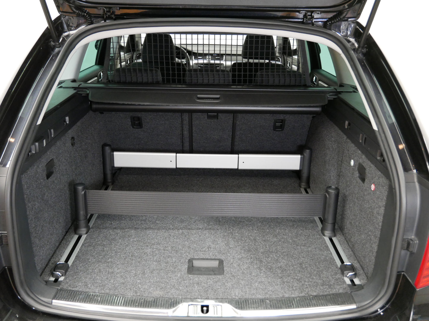 Škoda Superb 2.0 TDI/125 kW/DSG/XENONY/NAVIGACE/17"ALU