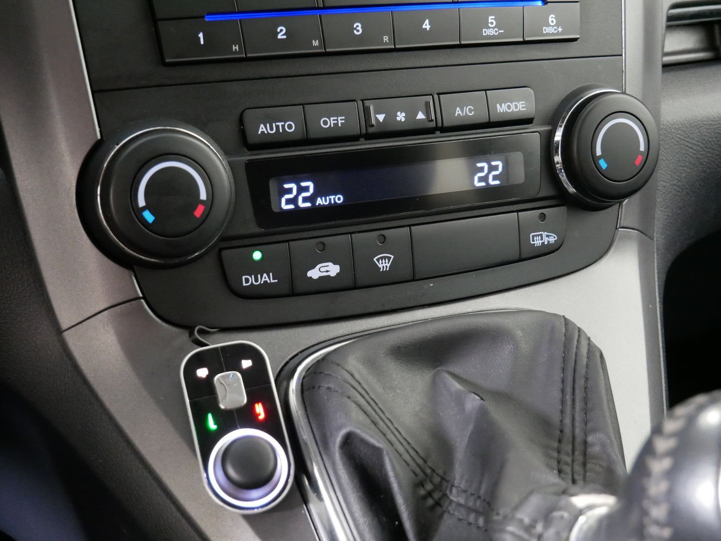 Honda CRV 2.0i/110kW/4x4/TAŽNÉ/TEMPOMAT