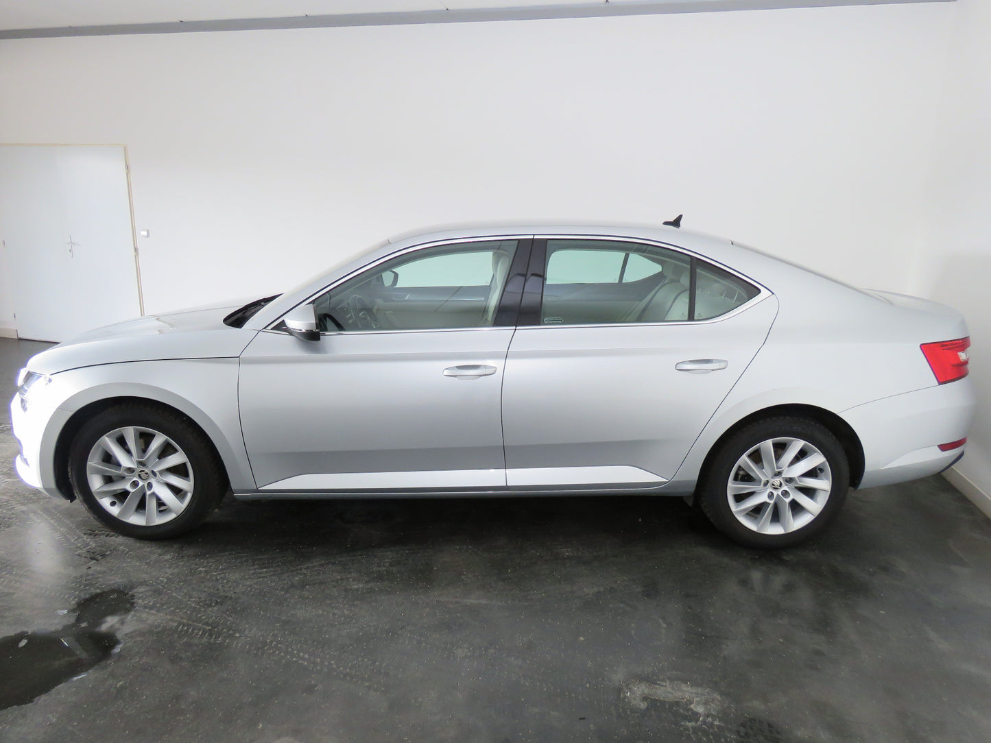 Škoda Superb 2.0 TDI 110 kW DSG Style