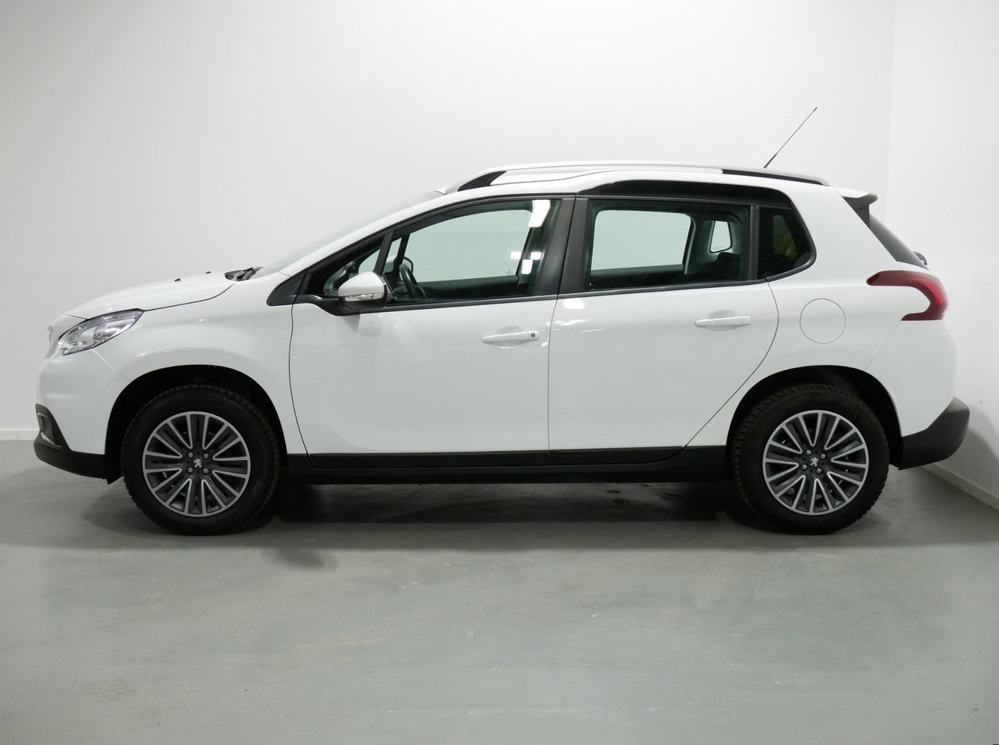 Peugeot 2008 1.2 PureTech 60 kW