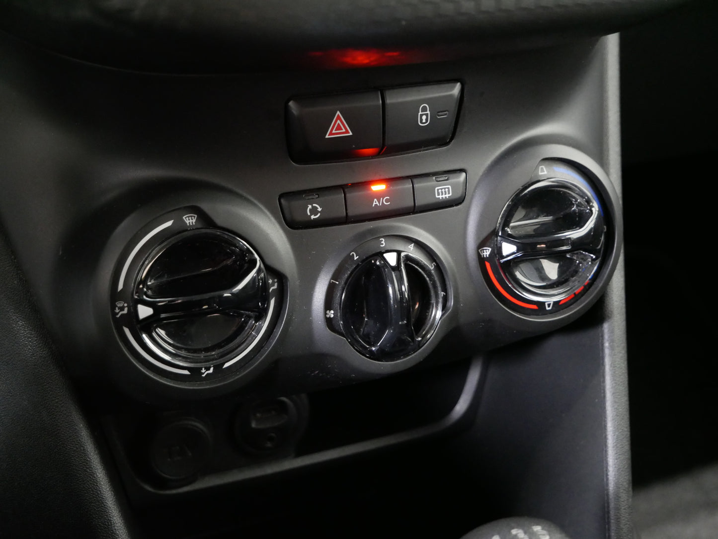 Peugeot 2008 1.2 PureTech 60 kW