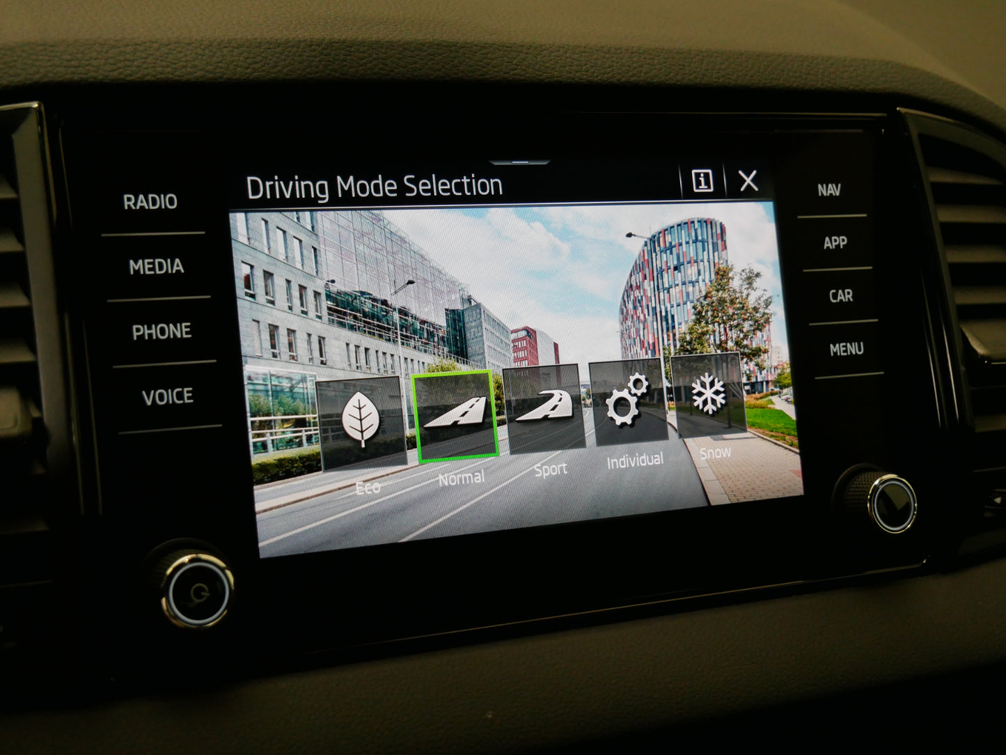 Škoda Karoq 2.0 TDI 110 kW Sportline
