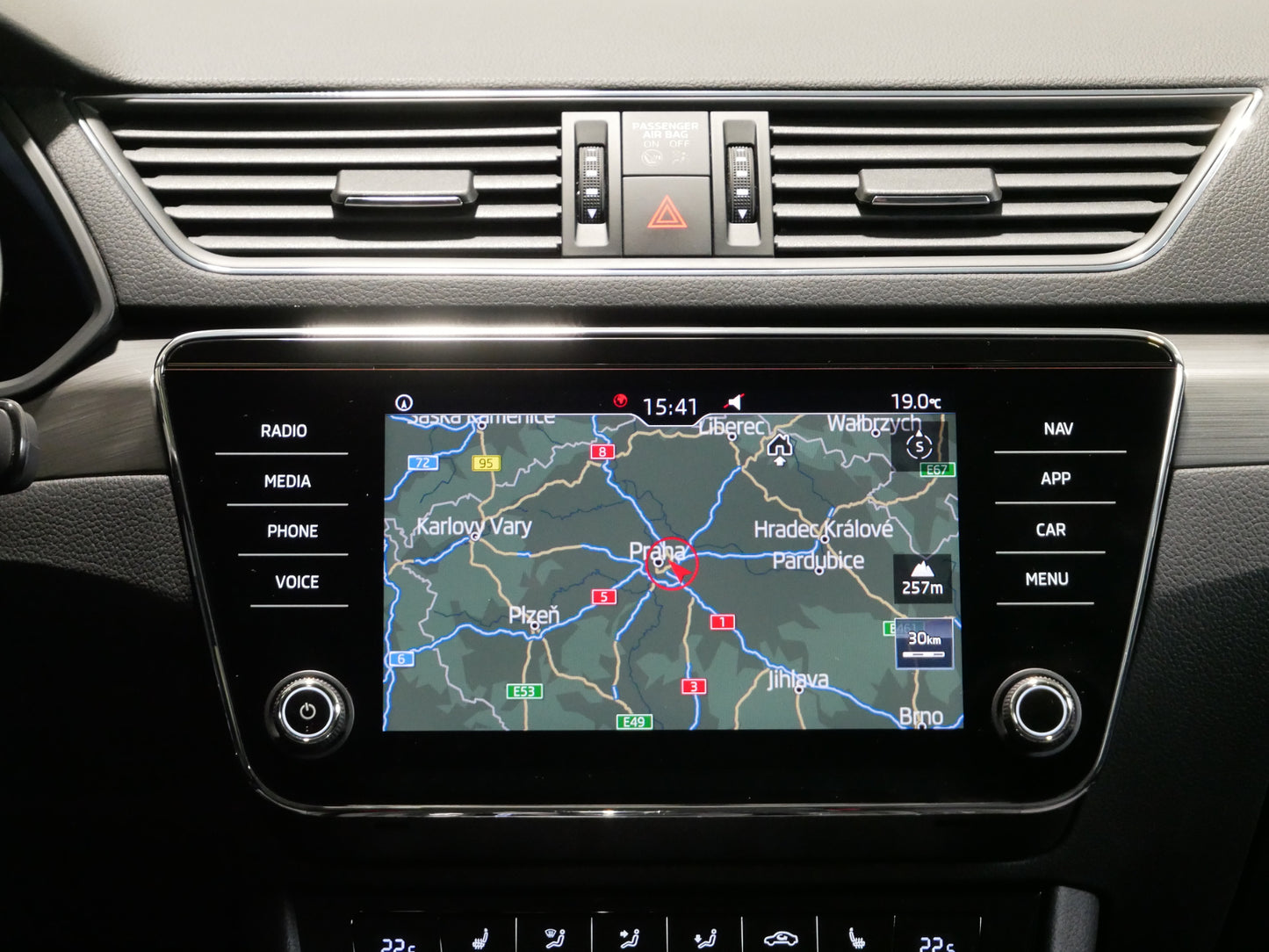 Škoda Superb 2.0 TDI/110 kW/DSG/STYLE/LEDKY
