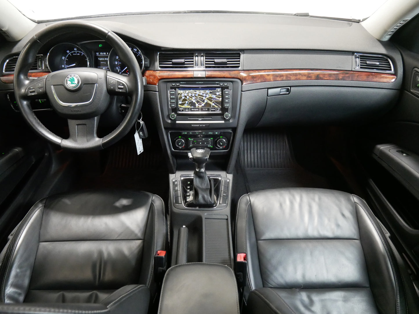 Škoda Superb 2.0 TSI/147 kW/DSG/KŮŽE/TAŽNÉ