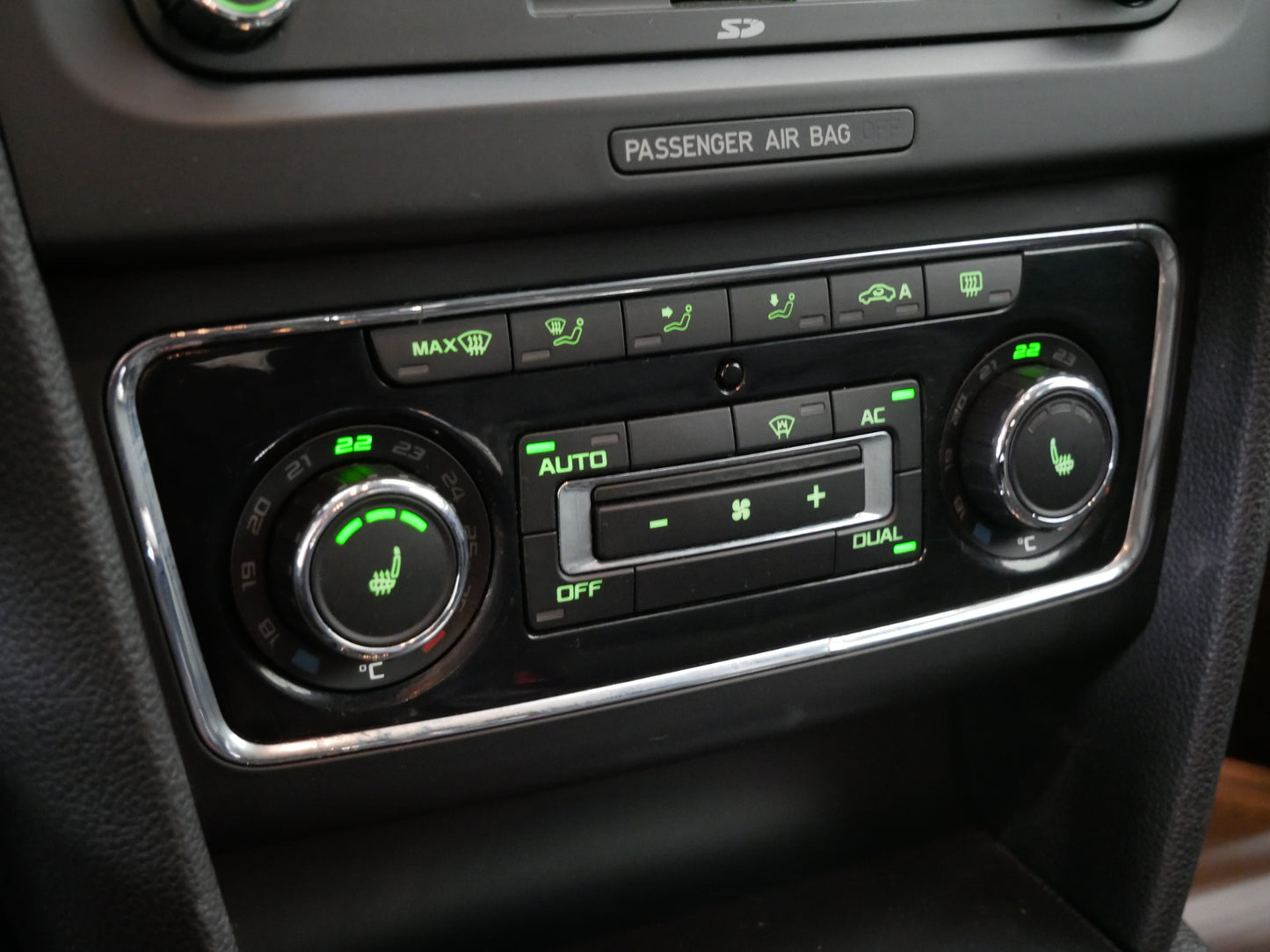 Škoda Superb 2.0 TSI/147 kW/DSG/KŮŽE/TAŽNÉ
