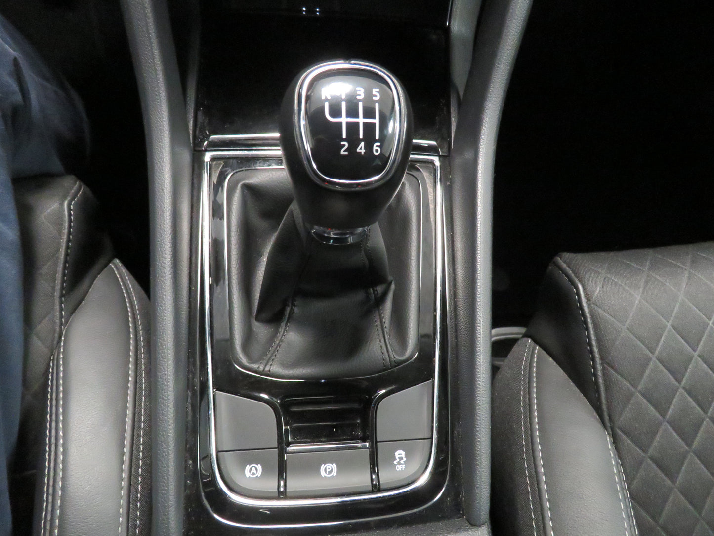 Škoda Karoq 1.5 TSI Style Plus
