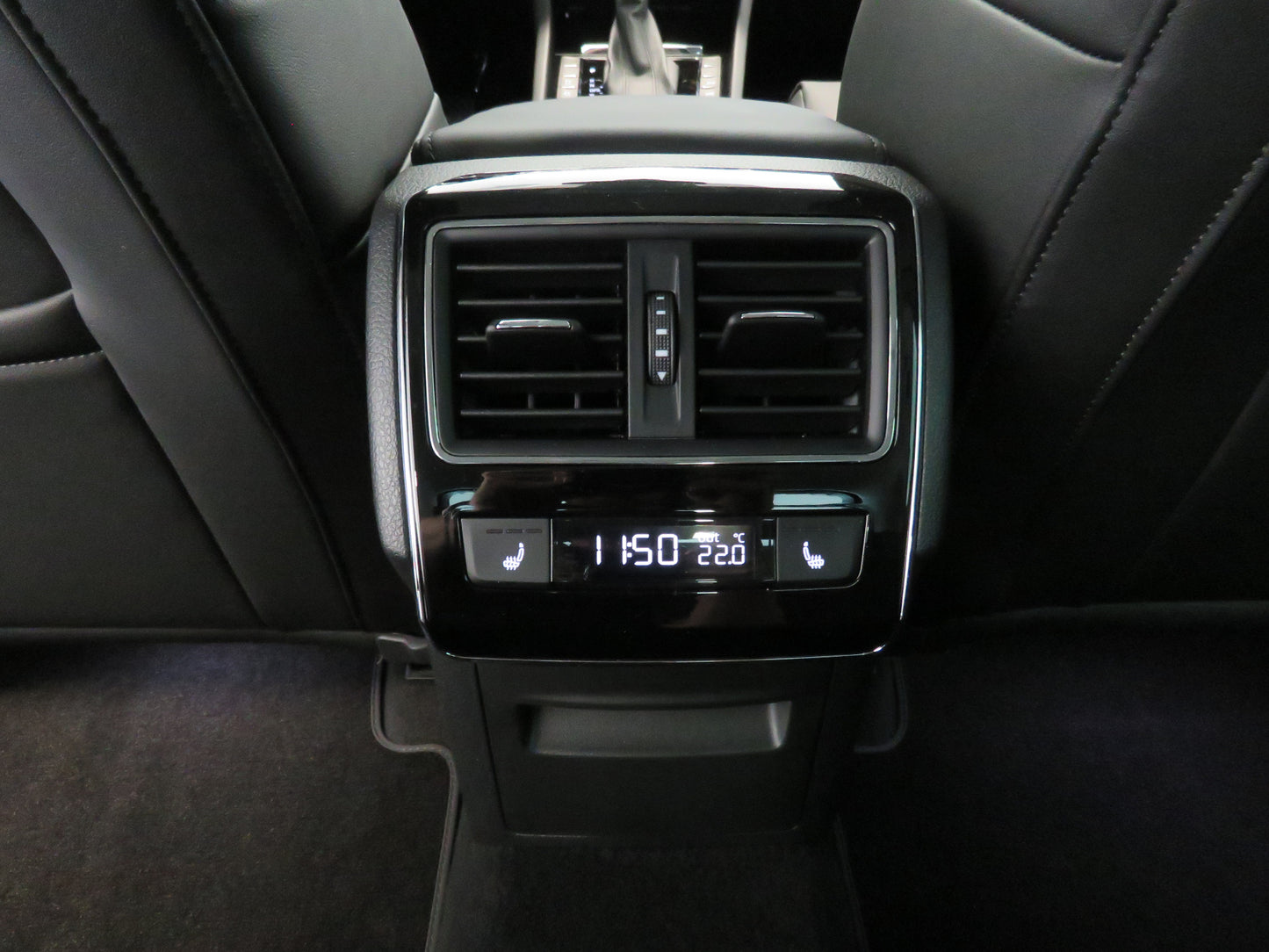 Škoda Superb 2.0 TDI 147 kW DSG 4x4 L&K