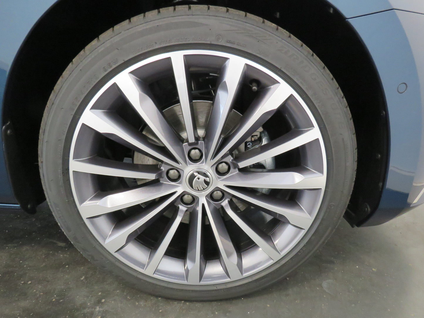 Škoda Superb 2.0 TDI 147 kW DSG 4x4 L&K