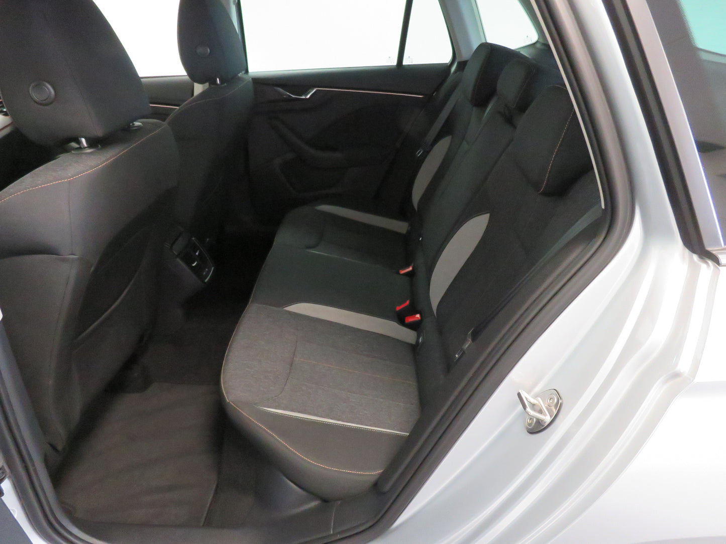 Škoda Kamiq 1.0 TSI Style Plus Paket Komfort