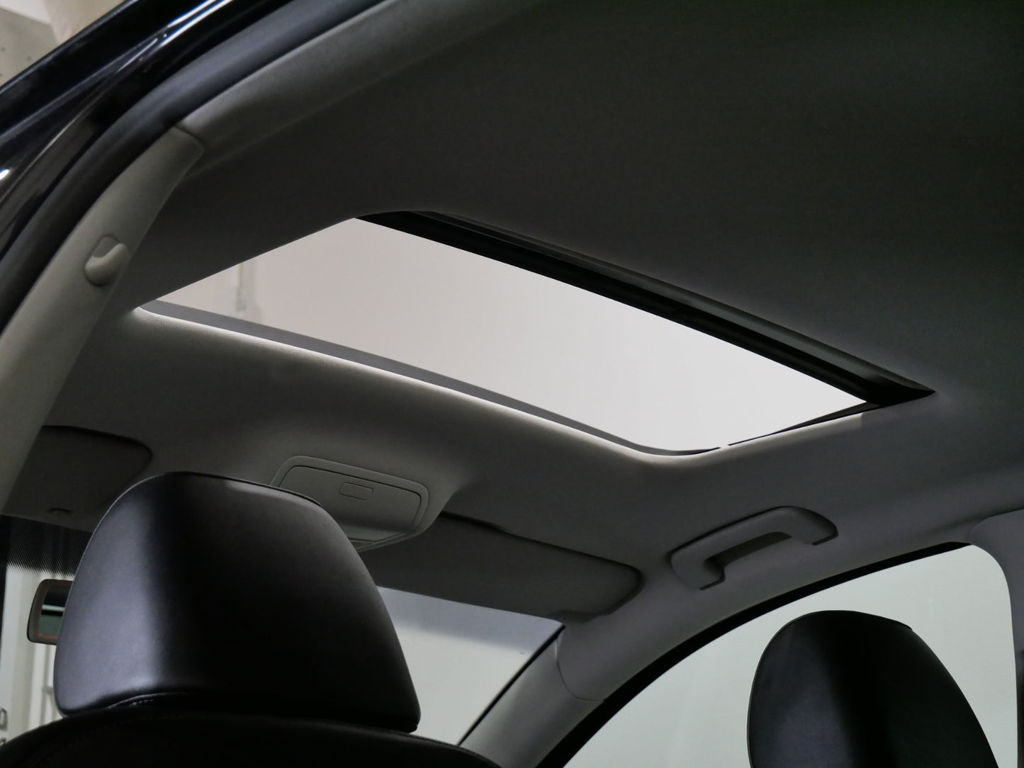 Škoda Superb 2.0 TDI/125 kW/DSG/XENONY/KŮŽE