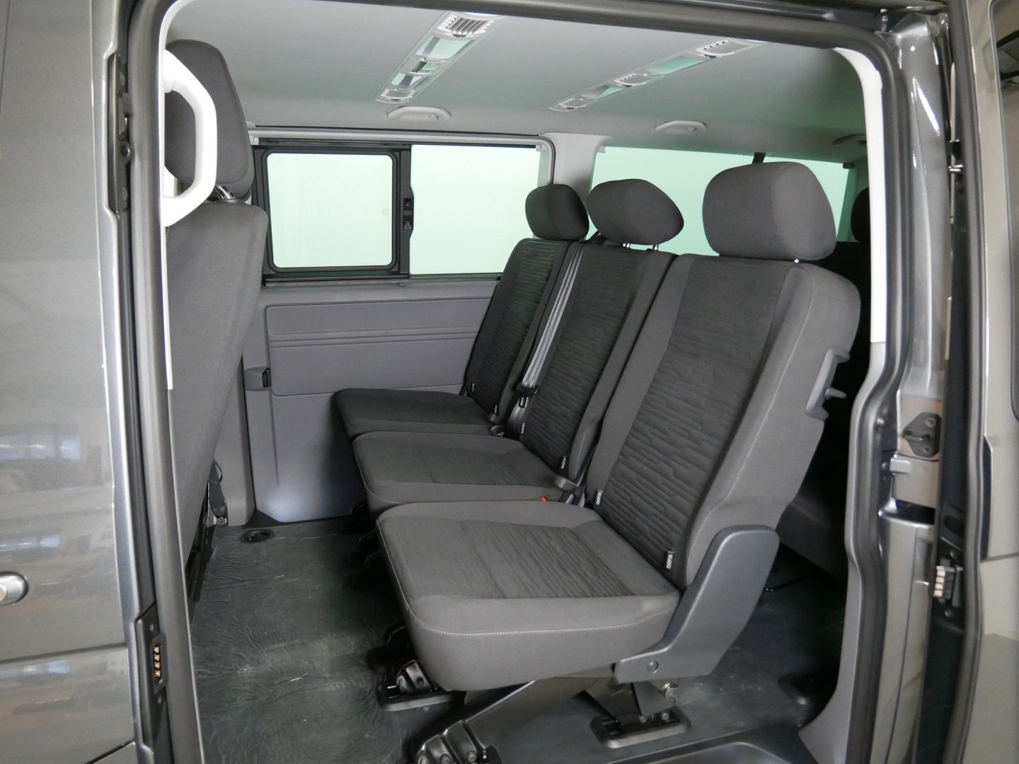 Volkswagen Caravelle 2.0 TDI 150 kW BULLI LONG