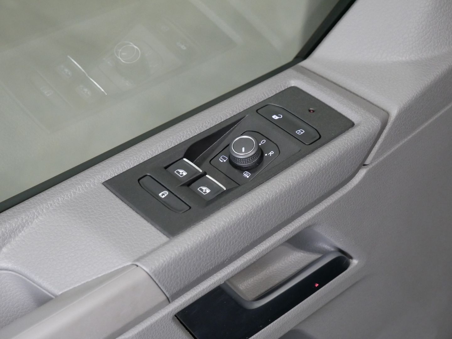 Volkswagen Caravelle 2.0 TDI 150 kW BULLI LONG