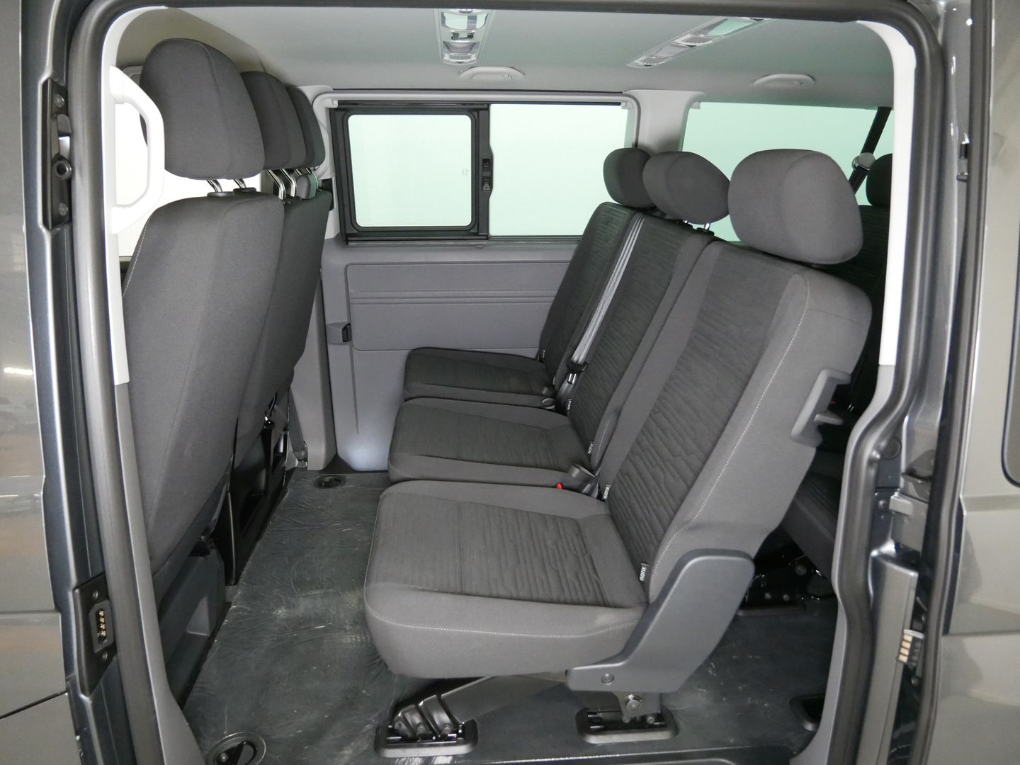 Volkswagen Caravelle 2.0 TDI 150 kW BULLI LONG
