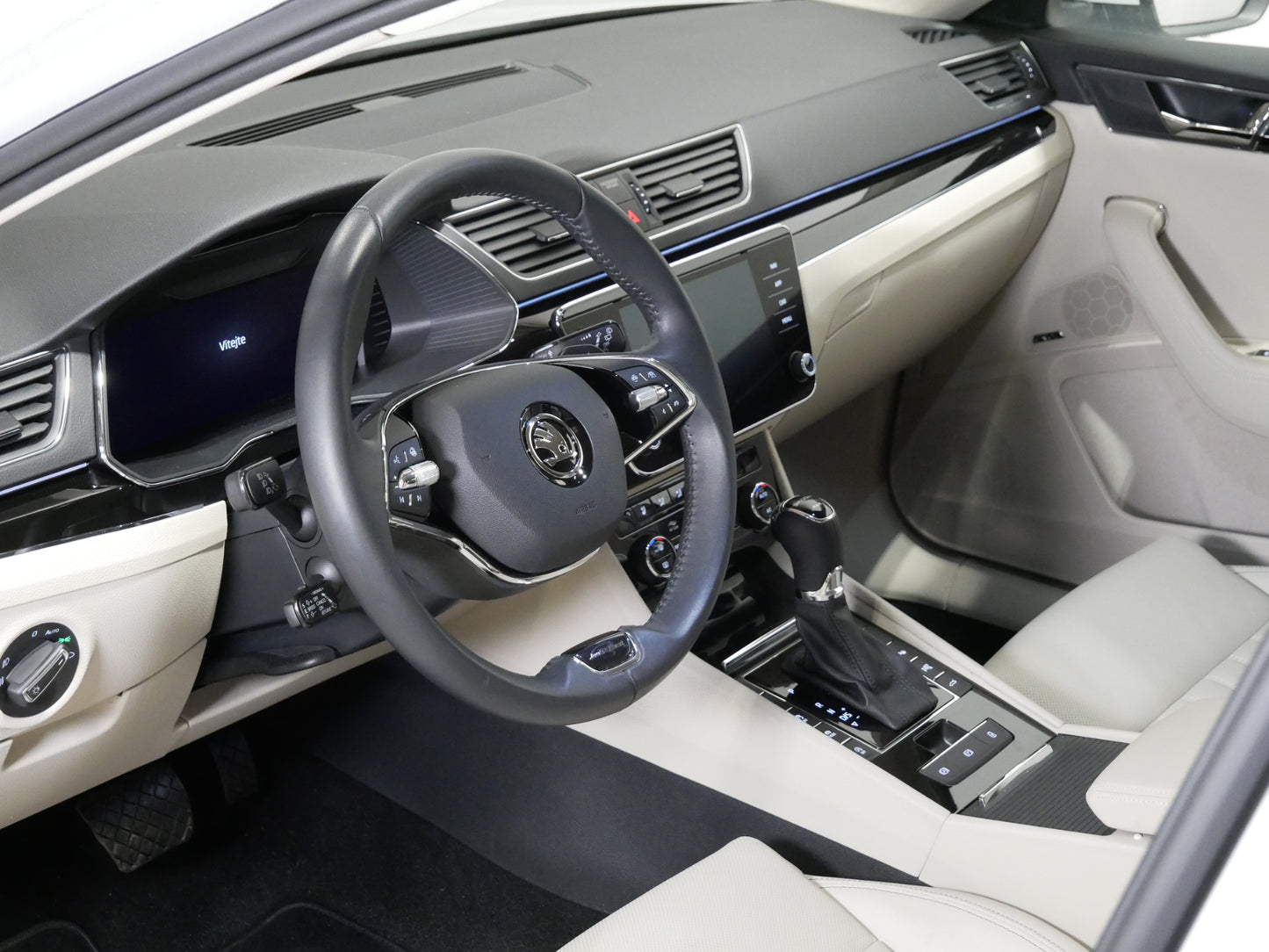 Škoda Superb 2.0 TDI 147 kW L&K