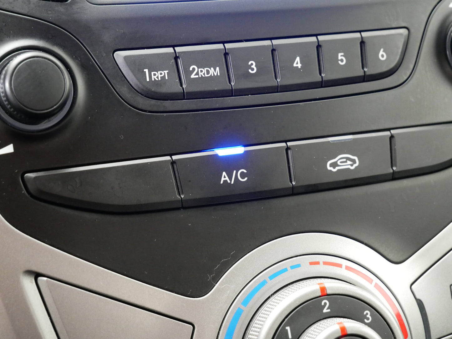 Hyundai ix20 1.6 CVVT 92 kW Trikolor Club