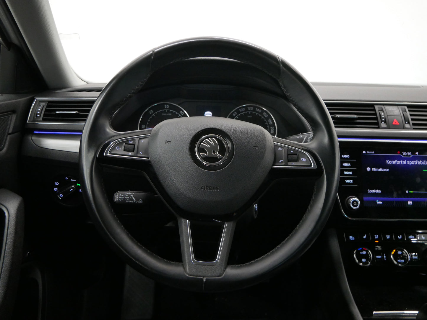 Škoda Superb 2.0 TDI 110 kW Style