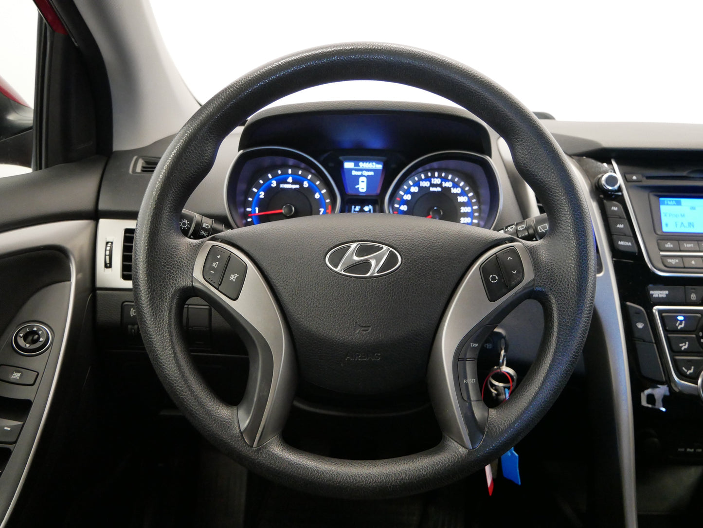 Hyundai i30 1,4 CVVT 73kW TRIKOLOR PLUS