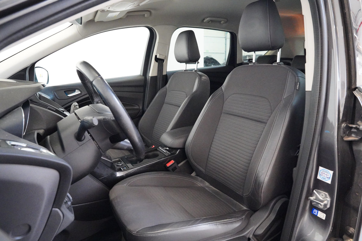 Ford Kuga 1.5 EcoBoost 110 kW Titanium