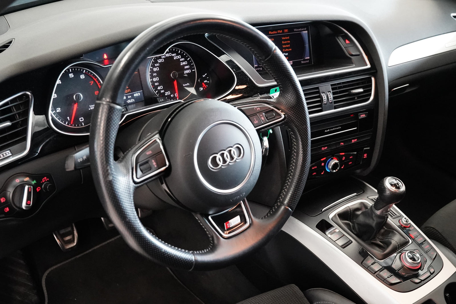Audi A4 1.8 TFSI 125 kW quattro S line – foto 6