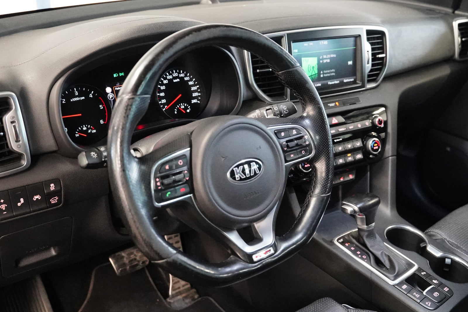 Kia Sportage 2.0 CRDi 136 kW 4WD GT Line – foto 6