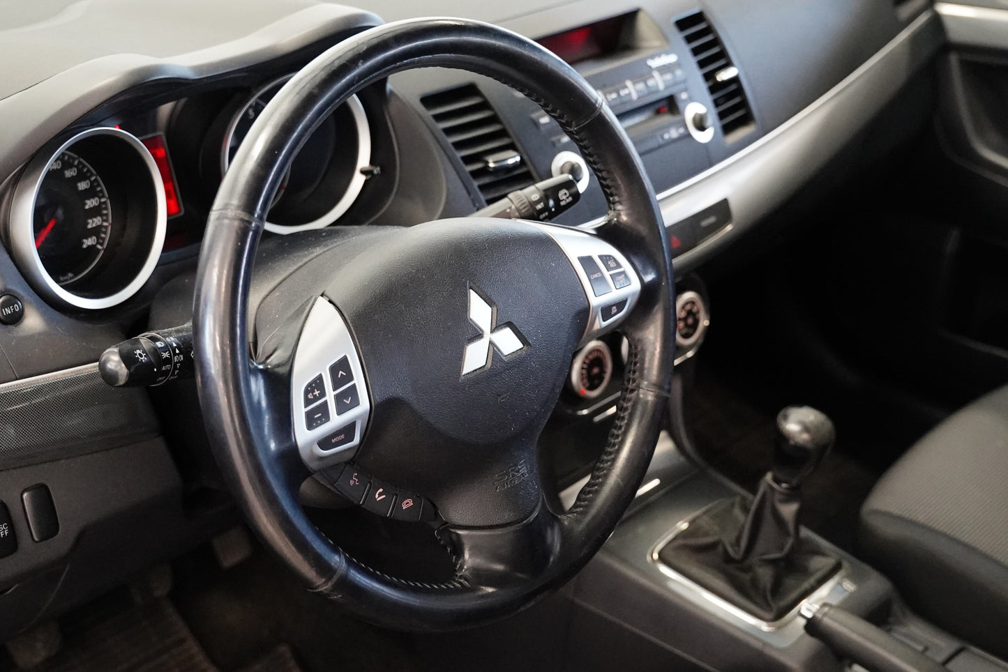 Mitsubishi Lancer 1.8i 105kW