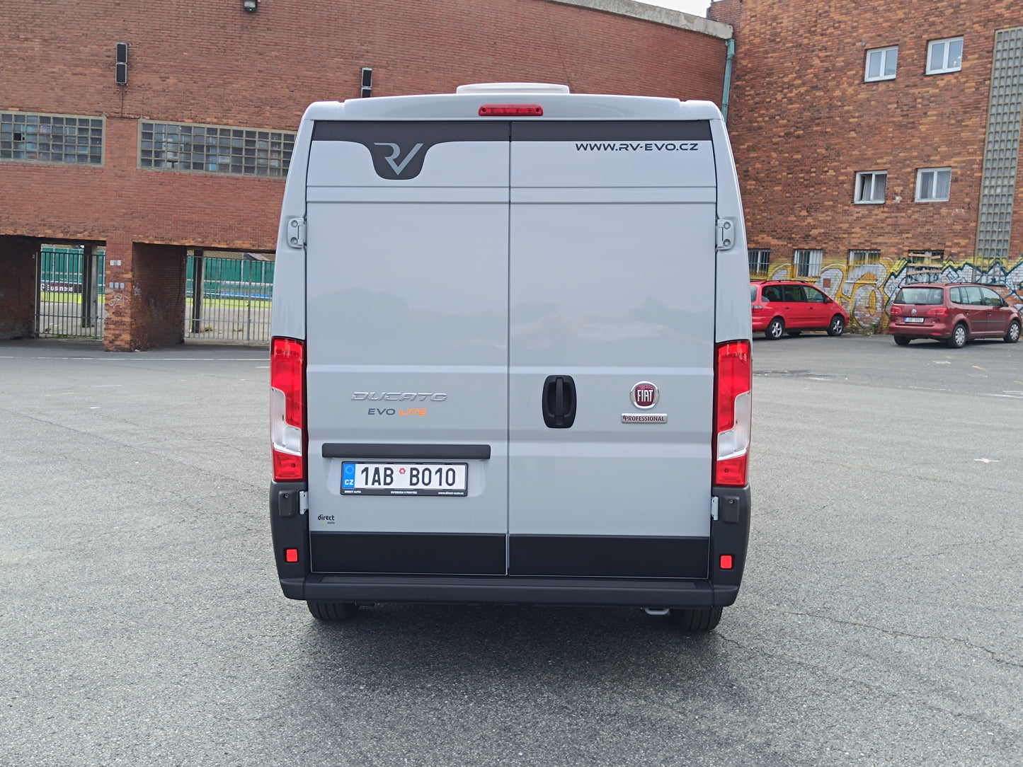 Fiat Ducato Light 2,2 MTJ L2H2 Obytný automobil