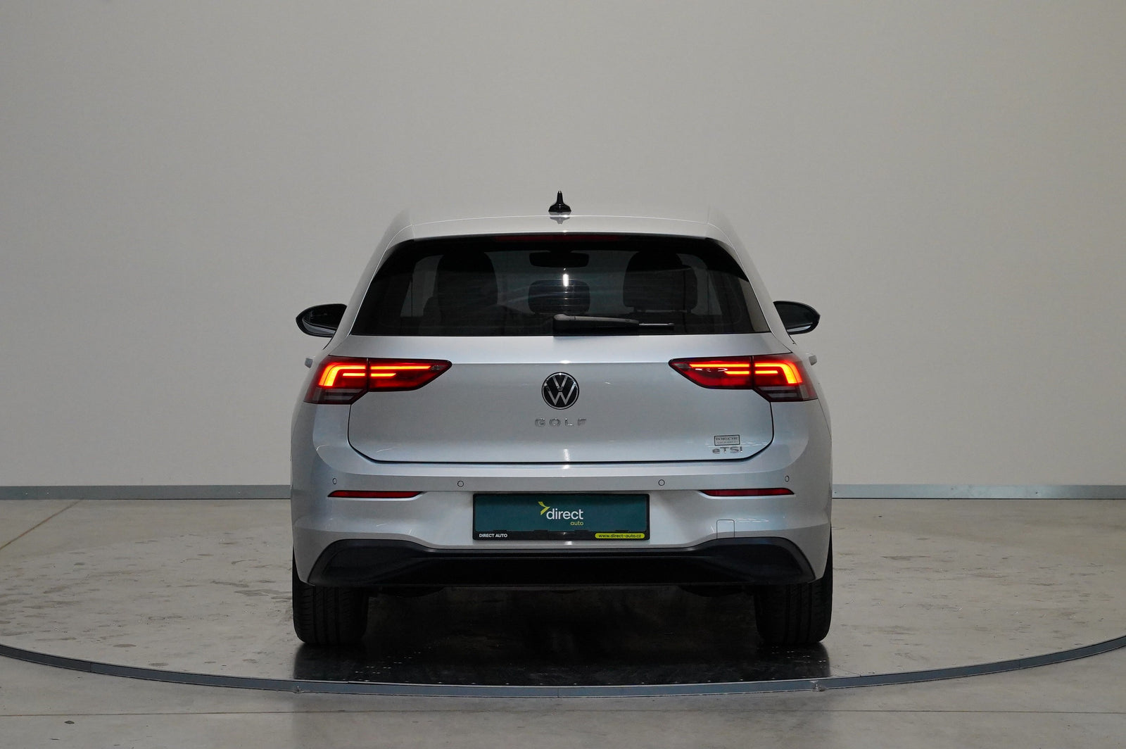 Volkswagen Golf 1.0 TSI 81 kW DSG Life – foto 6