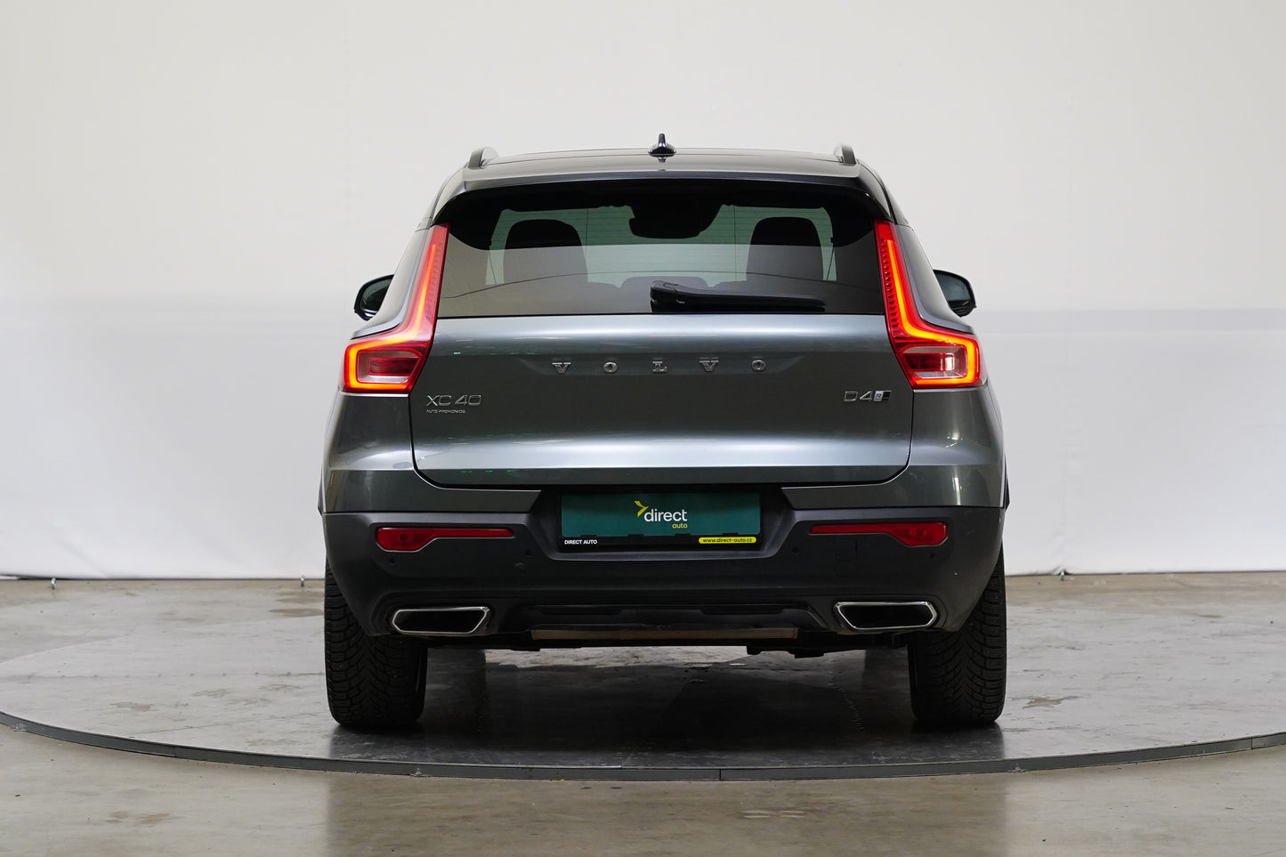 Volvo XC40 2.0 D 140 kW R-design AWD