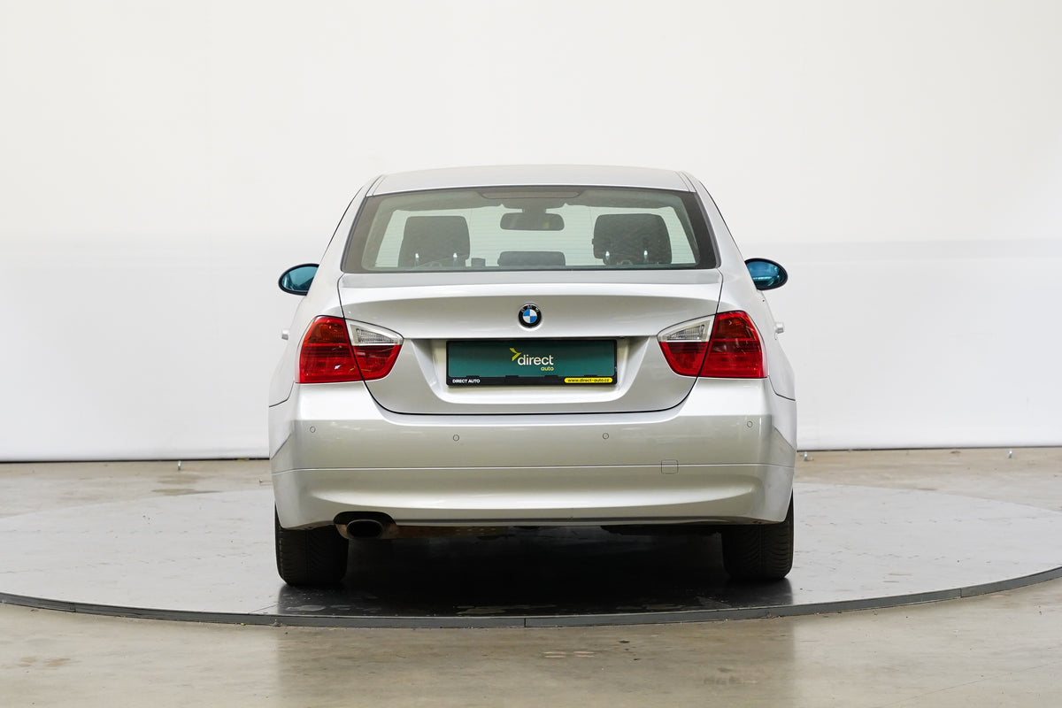 BMW Řada 3 318i 105 kW – foto 6
