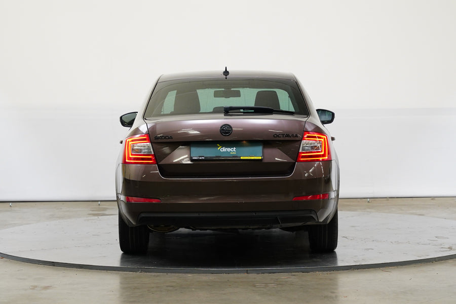 Škoda Octavia 2.0 TDI 110 kW – foto 6
