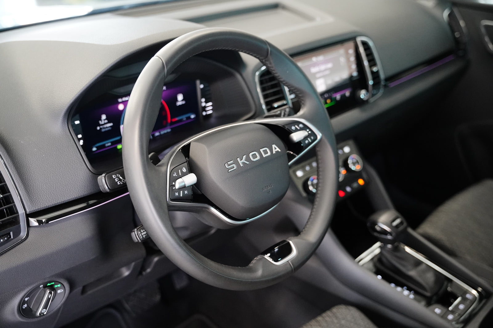 Škoda Karoq 1.5 TSI 110 kW Top Selection – foto 6