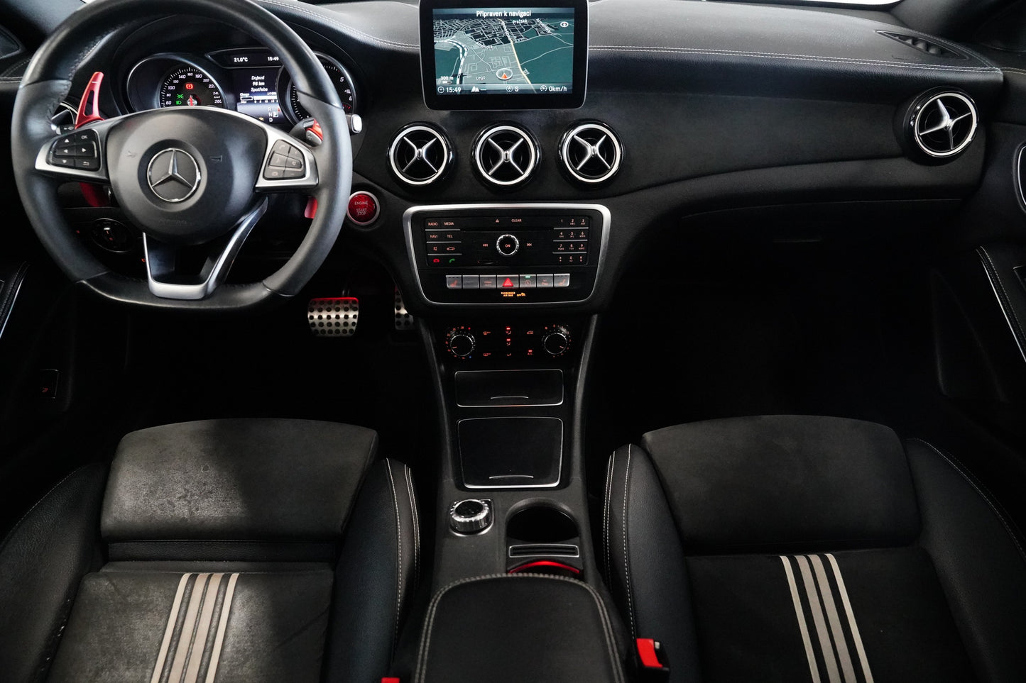 Mercedes-Benz CLA 200 CDI 100 kW AMG line